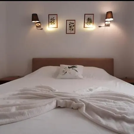 Santorini Evleri Apartament